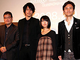 Lが世界を変える?(左から)中田秀夫監督、松山ケンイチ、福田麻由子、南原清隆「L change the WorLd」