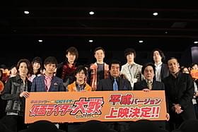 ファン投票の結果、平成ライダーが僅差で勝利