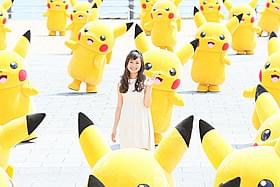 赤レンガ倉庫に集まったピカチュウたちと ディアンシー役の松本まりか「ポケモン・ザ・ムービーXY 「破壊の繭とディアンシー」」