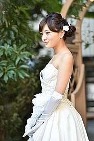 ウエディングドレス姿の川口春奈